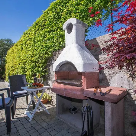 Lägenhet Sleeps 4 *