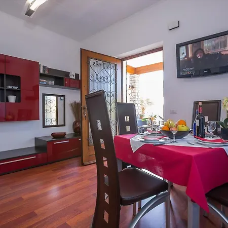 Appartement Sleeps 4 *
